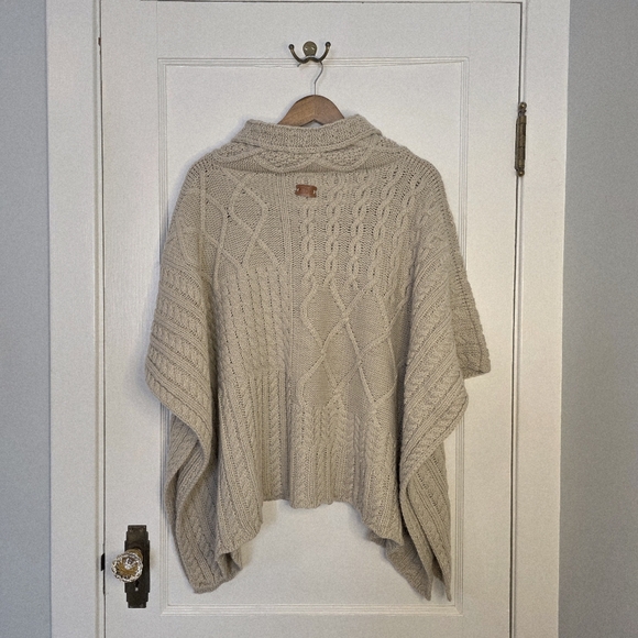 Aran Traditions Cable Shawl Neck Cape – One Size – Oatmeal - Picture 3 of 6